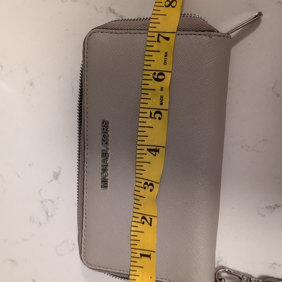 Michael Kors Light Beige Wristlet - Picture 7 of 8